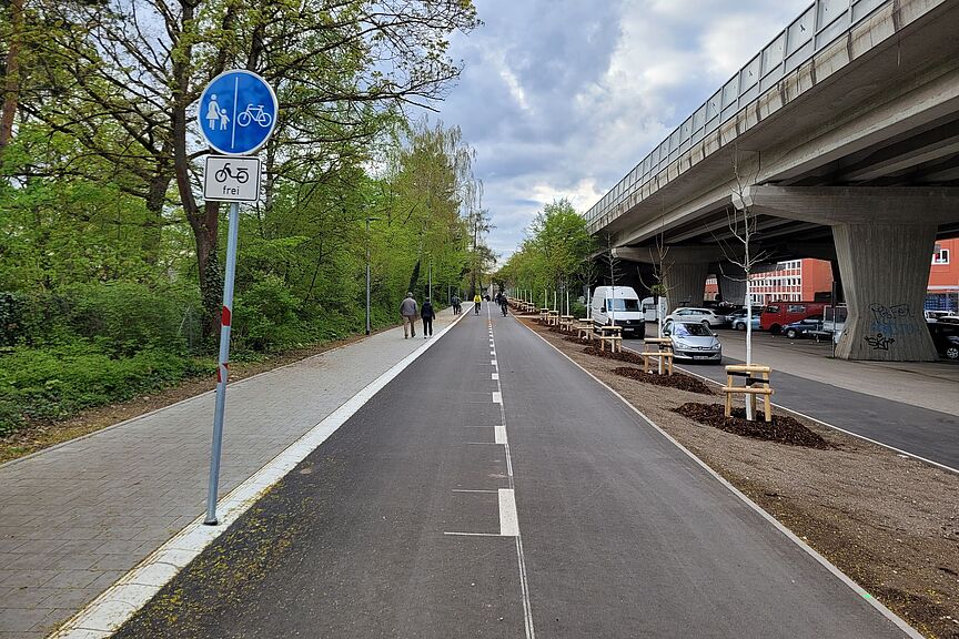 Geh- und Radweg am Zentralfriedhof Ein erster Hauch von Radschnellweg